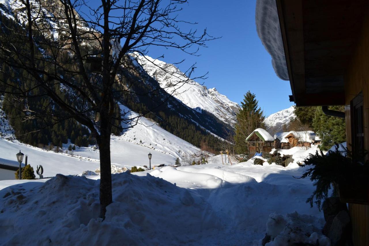 S'Waldhaus Hotel Sankt Leonhard im Pitztal Luaran gambar